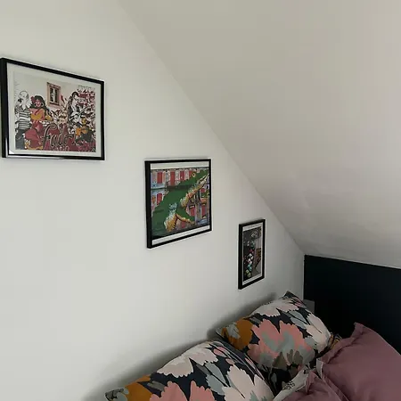 Privee Dans Maison Privatunterkunft